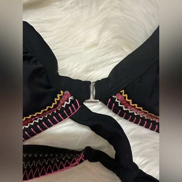 Black Bikini Top With Sequence - Picture 4 of 4